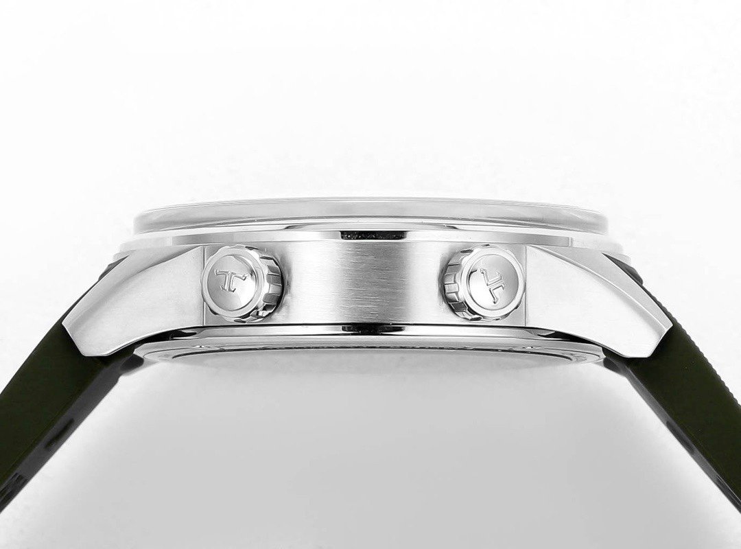 Jaeger‑LeCoultre Polaris Date 42mm Gradient Ocean Grey Dial BLS Cal.899/1 Automatic Watch