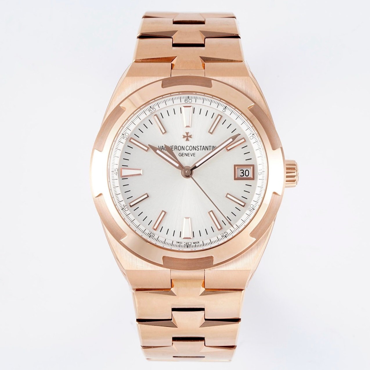 Vacheron Constantin Overseas 4500 Watch 41mm | Modified Cal.5100 Movement, Quick Release Bracelet